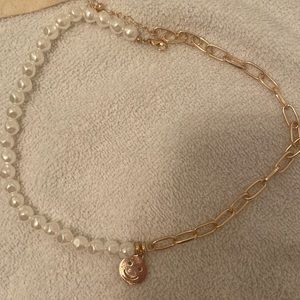 preppy pearl and gold chain combo necklace